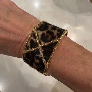 Hinged leopard hide bracelet   3 inch diameter like new